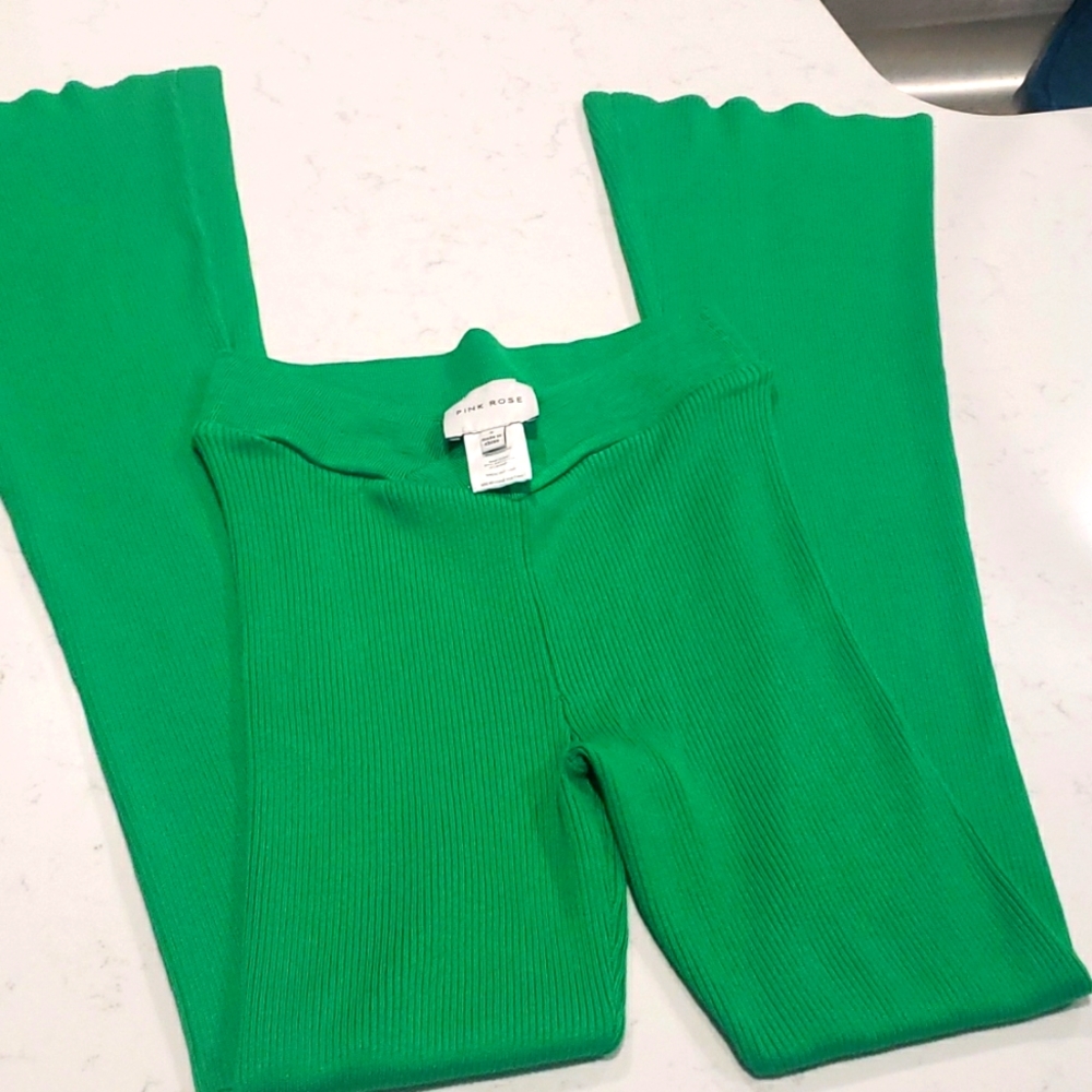 Size S Knit Flared Pants
